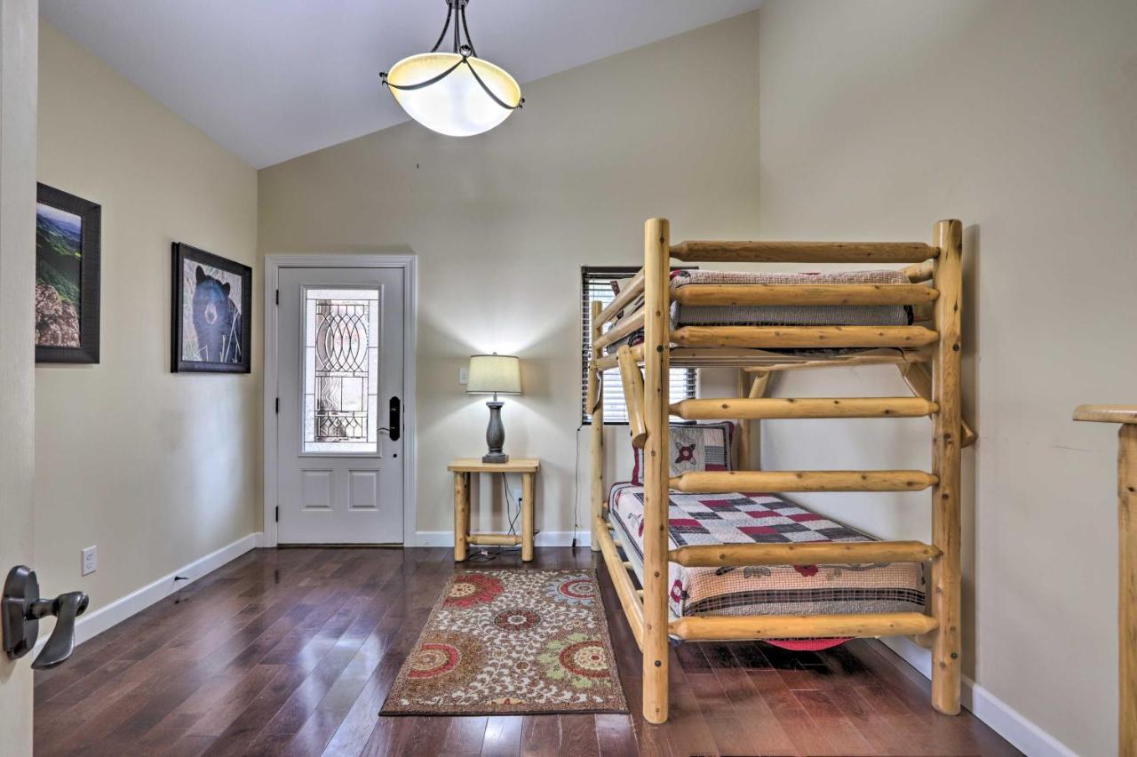 Pet-Friendly Smoky Mountain Retreat With Game Room! Sevierville Esterno foto
