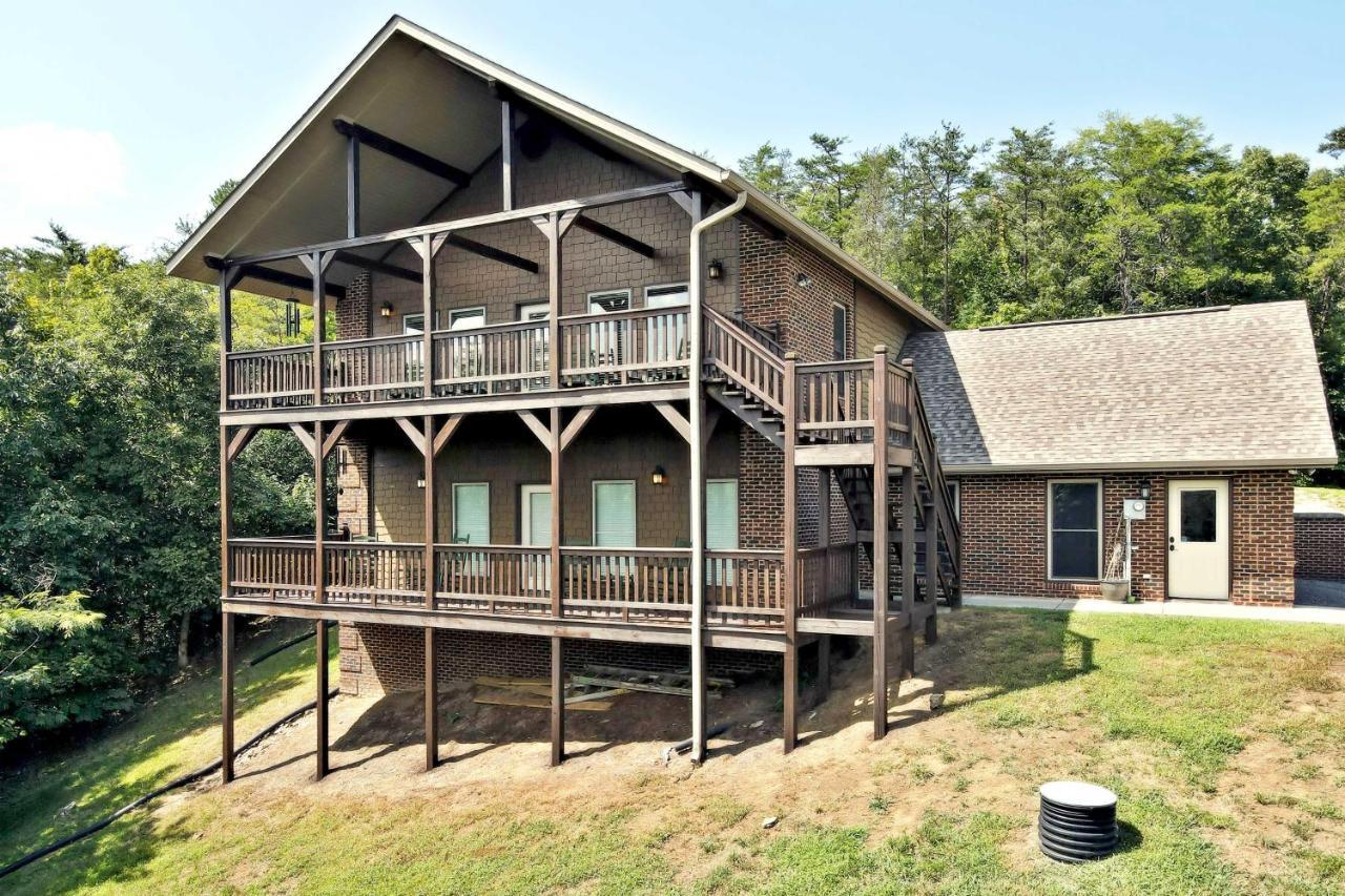 Pet-Friendly Smoky Mountain Retreat With Game Room! Sevierville Esterno foto