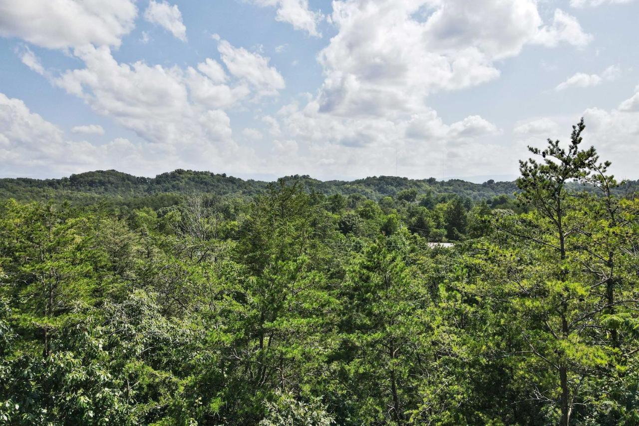 Pet-Friendly Smoky Mountain Retreat With Game Room! Sevierville Esterno foto
